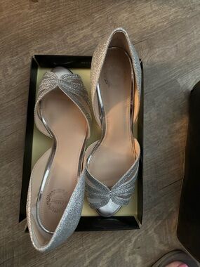 Silver Glitter I. Miller Shoes (Size 10)